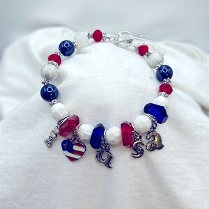 Handmade Bead Bracelet Hoop and Bar clasp - 7”